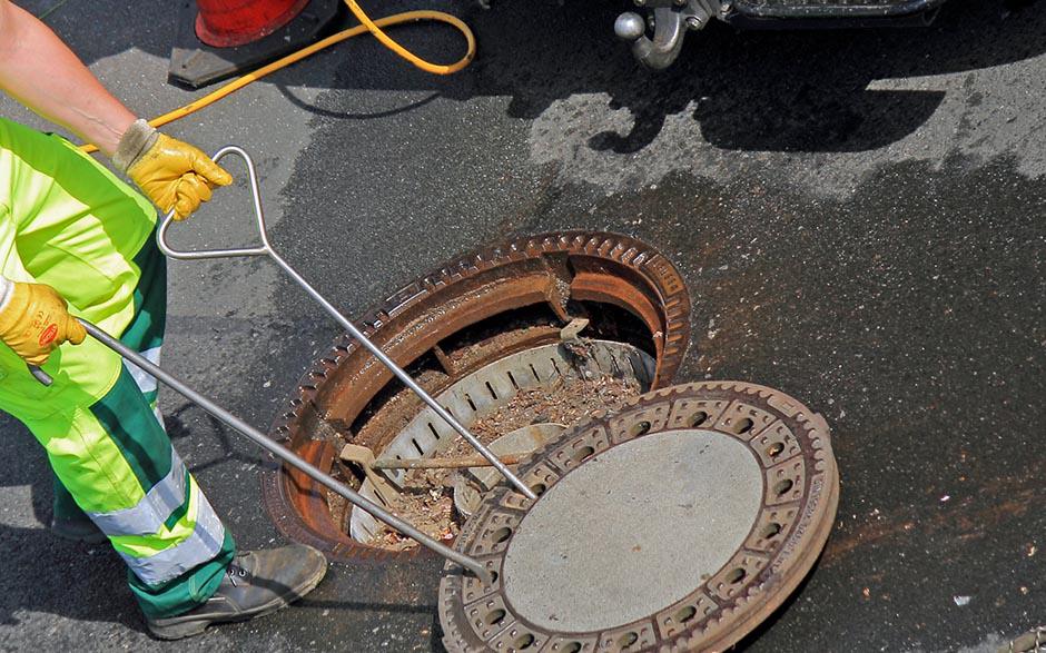 comment déboucher un lavabo Paris 14